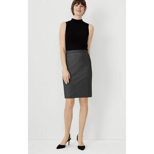 Ann Taylor Pencil Skirt in Bi-Stretch Dark Grey Size 8 NWT